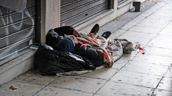 Homelessness experts urge cross-government action as homelessness reductions stall