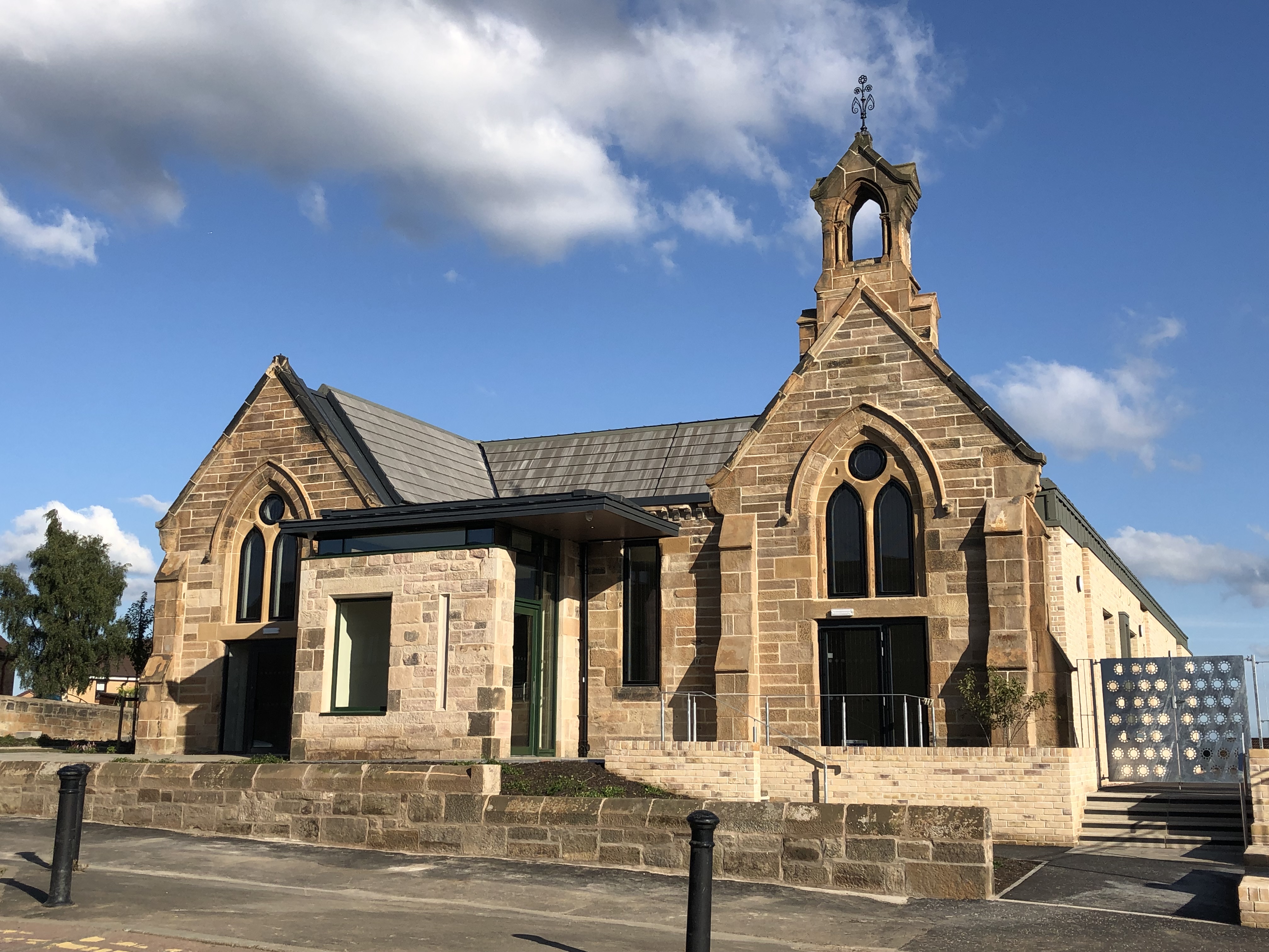 Work completes on new Roystonhill Community Hub