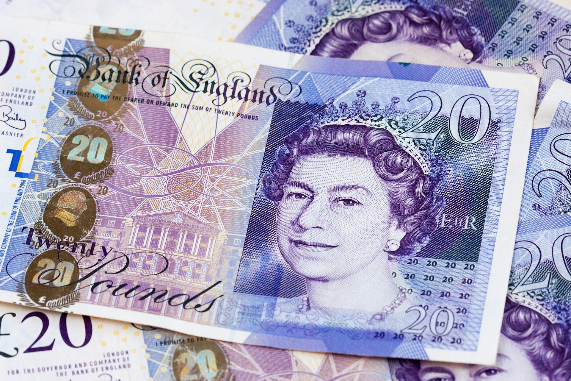 Inverclyde housing associations secure £157k for energy advice support