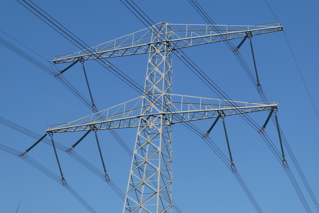 Ofgem proposes £25bn energy network investment