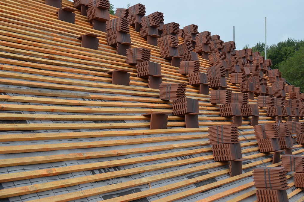 Coatbridge roofer served with Enforcement Order