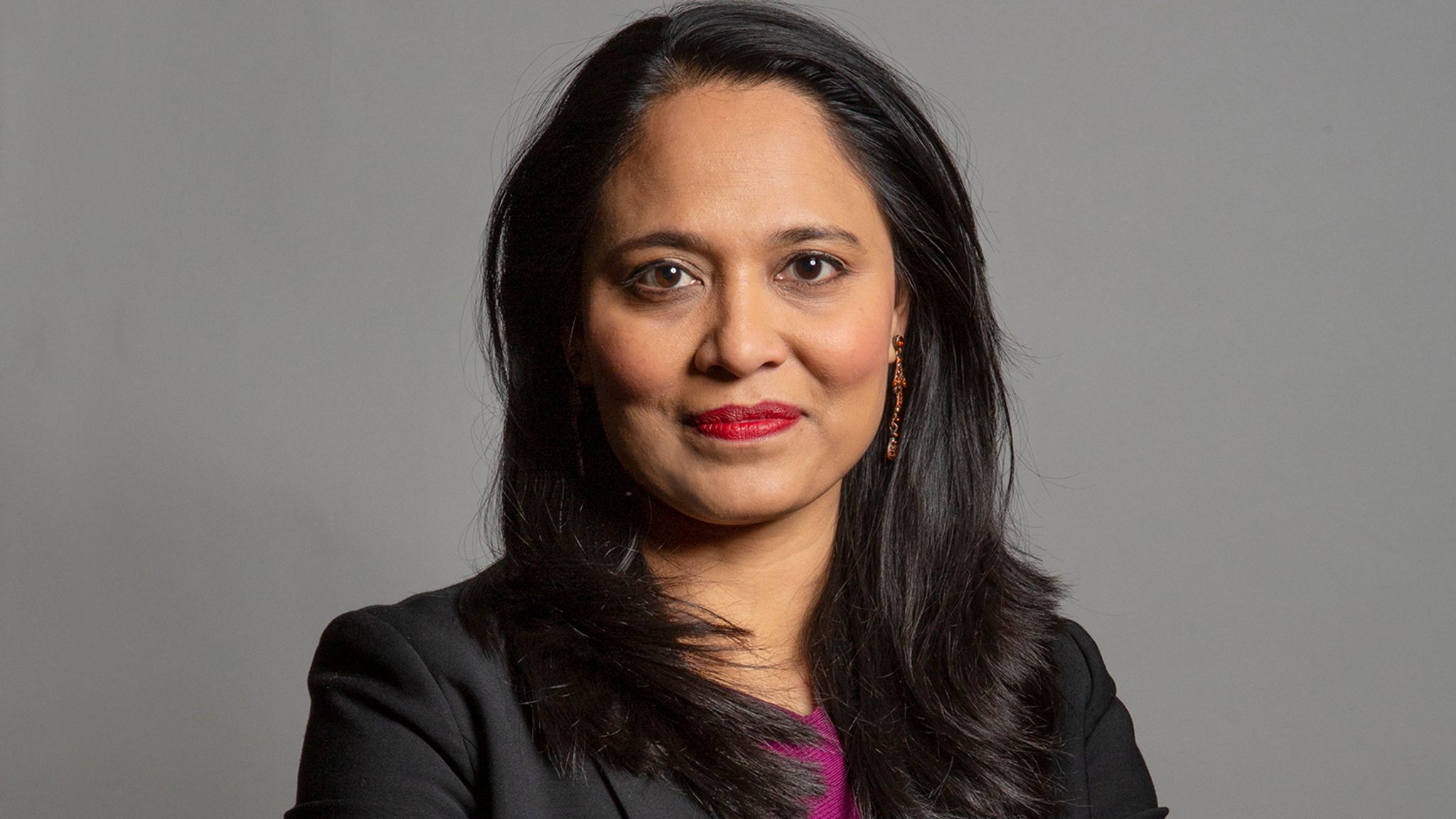 England: Labour's homelessness minister resigns over rent hike claims
